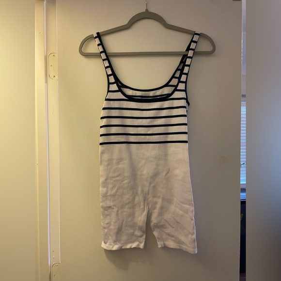 Zara Onesie - Picture 1 of 2